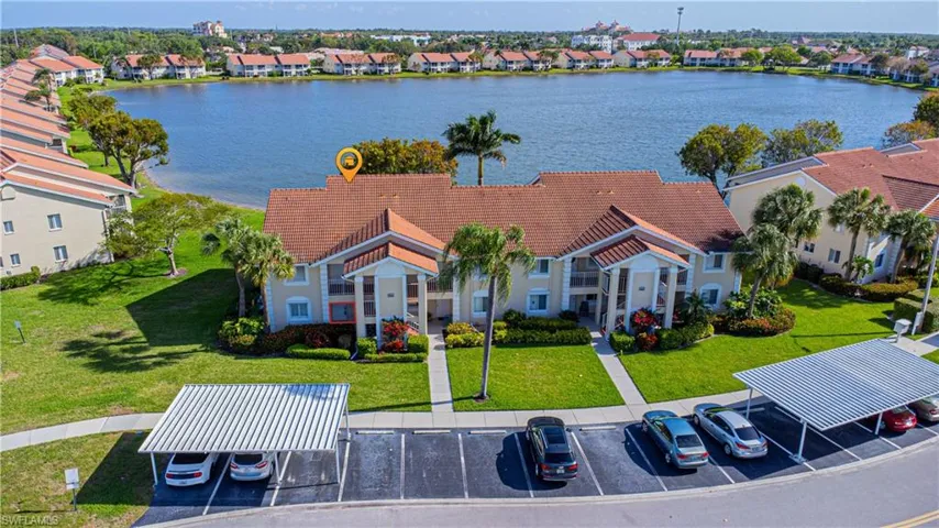 7848  Emerald  CIR, Naples, FL 34109