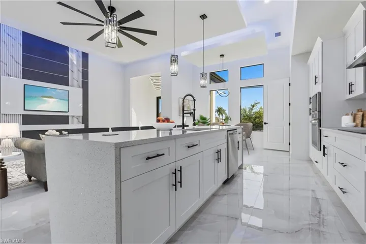 1430 Ne 6th Pl, Cape Coral, Florida 33909