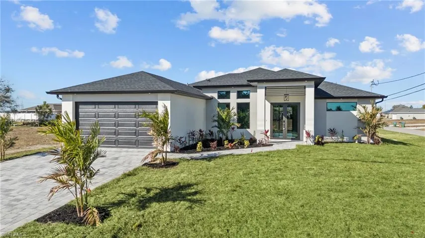 1430 Ne 6th Pl, Cape Coral, Florida 33909