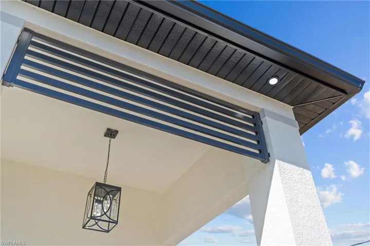 1430 Ne 6th Pl, Cape Coral, Florida 33909
