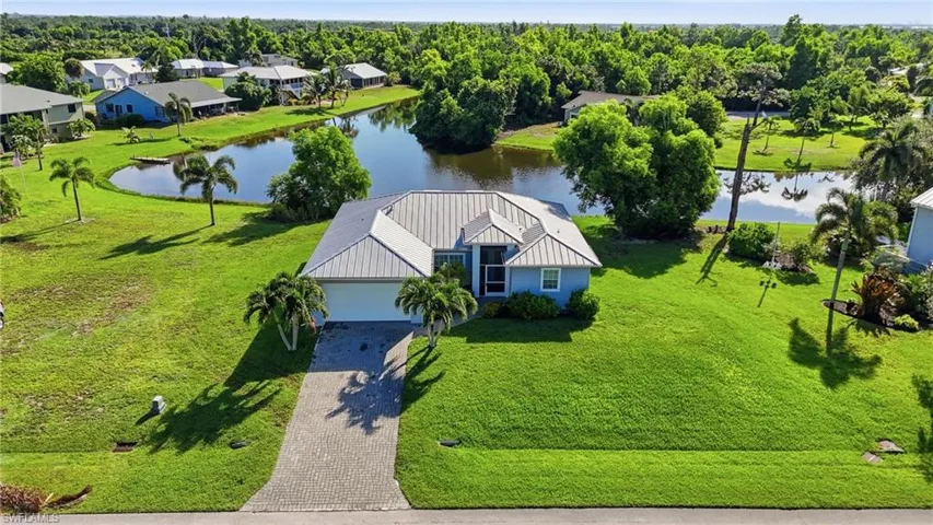 4507 Lake Heather Cir, Other, Florida 33956