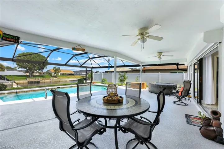 1221 SE 32nd  TER, Cape Coral, FL 33904