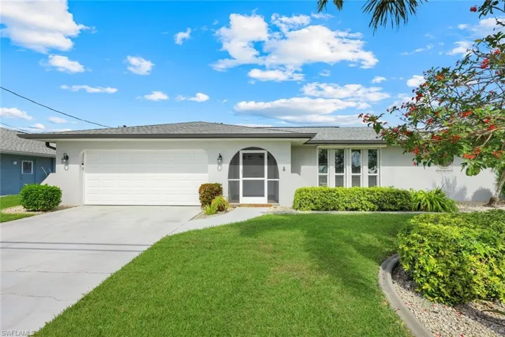 1221 SE 32nd  TER, Cape Coral, FL 33904