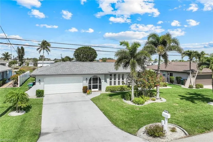 1221 SE 32nd  TER, Cape Coral, FL 33904
