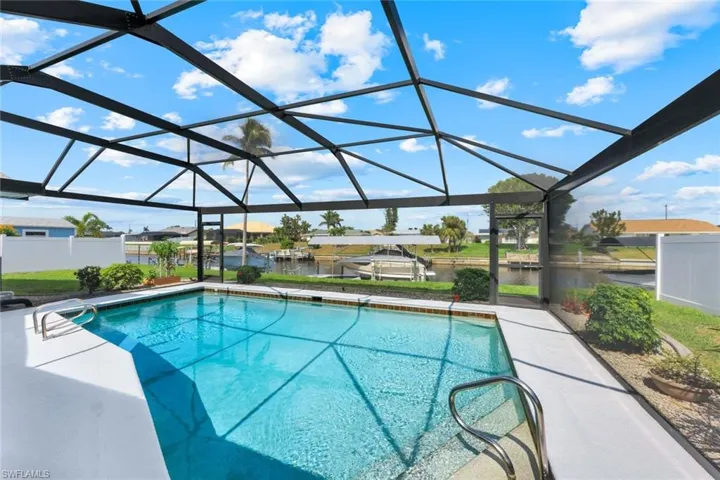 1221 SE 32nd  TER, Cape Coral, FL 33904