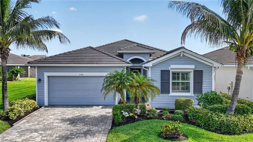 4386  Bluegrass  DR, Fort Myers, FL 33916