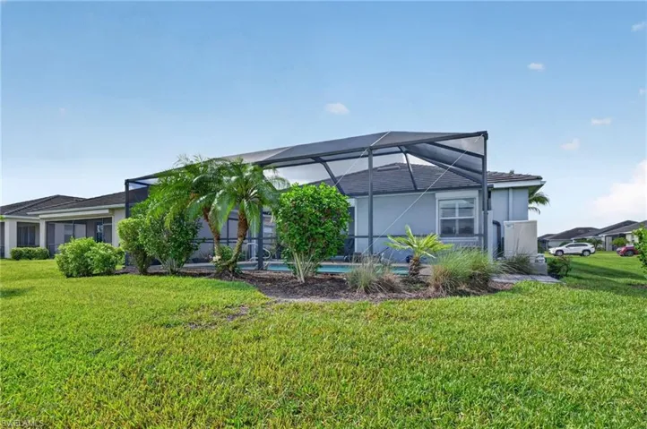 4386  Bluegrass  DR, Fort Myers, FL 33916