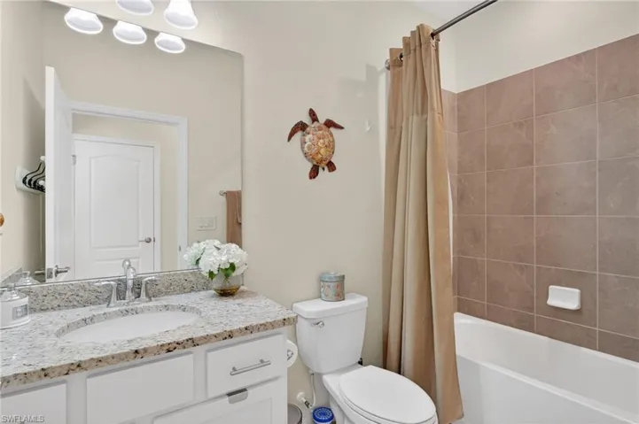 4386  Bluegrass  DR, Fort Myers, FL 33916