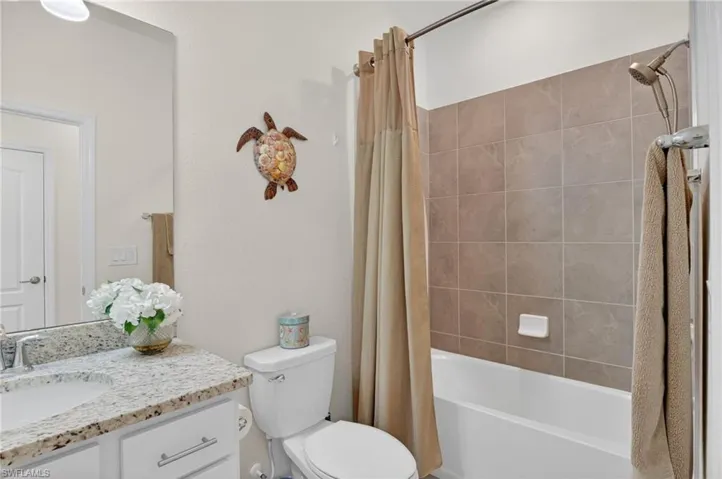 4386  Bluegrass  DR, Fort Myers, FL 33916