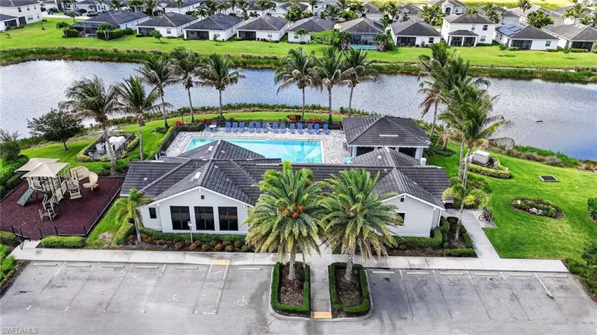 4386  Bluegrass  DR, Fort Myers, FL 33916