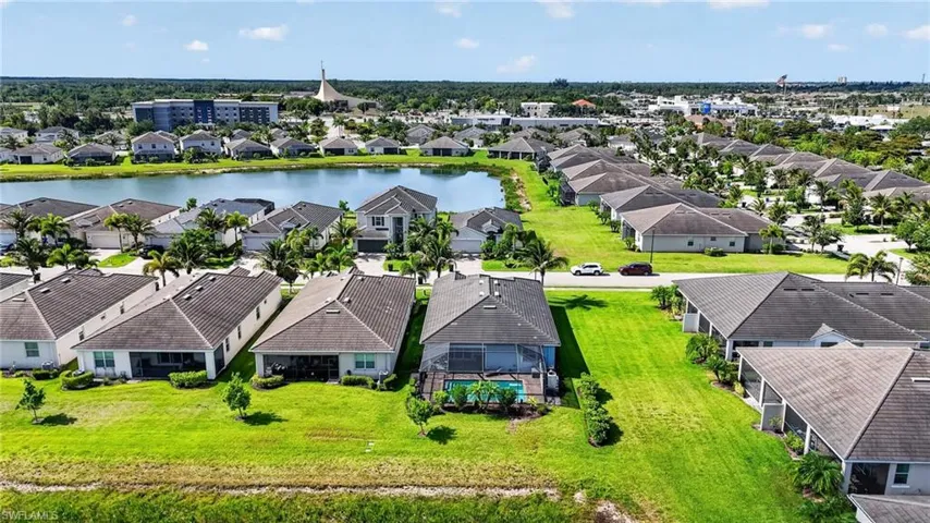 4386  Bluegrass  DR, Fort Myers, FL 33916