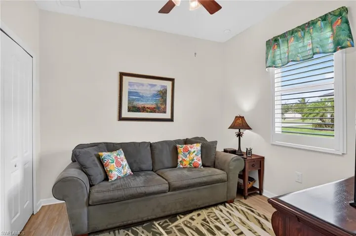 4386  Bluegrass  DR, Fort Myers, FL 33916