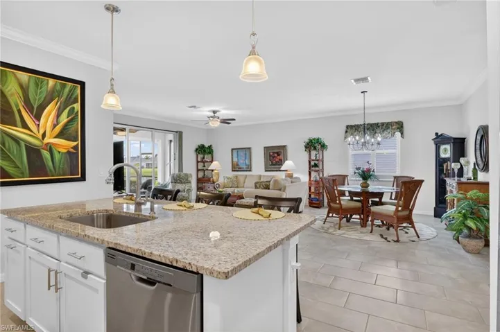 4386  Bluegrass  DR, Fort Myers, FL 33916