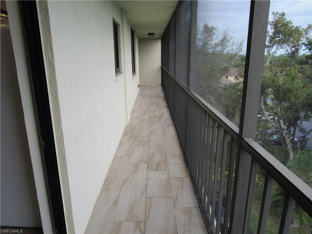 Side Balcony
