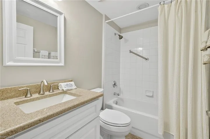 Guest bathroom.