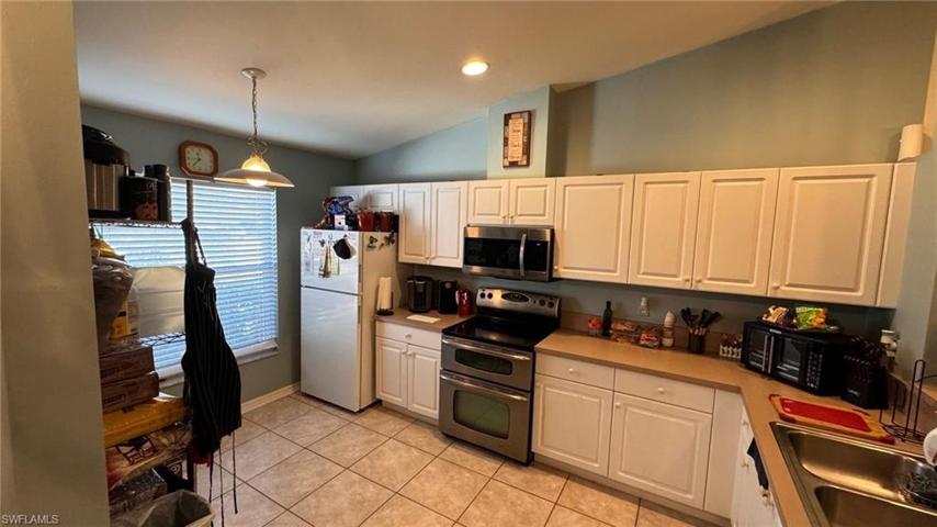 Kitchen in 27601, right side of Duplex