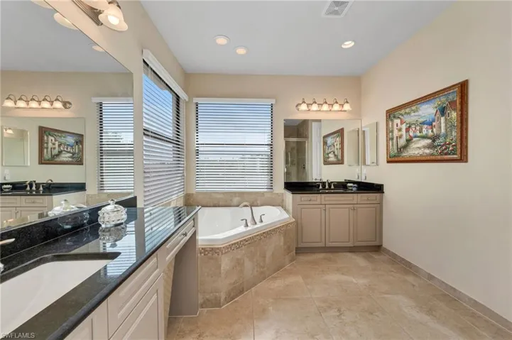 3306 Baltic DR, NAPLES FL 34119
