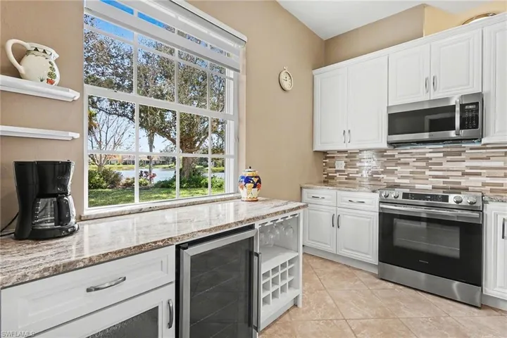 8700 Spring Mountain Way, Fort Myers, Florida 33908