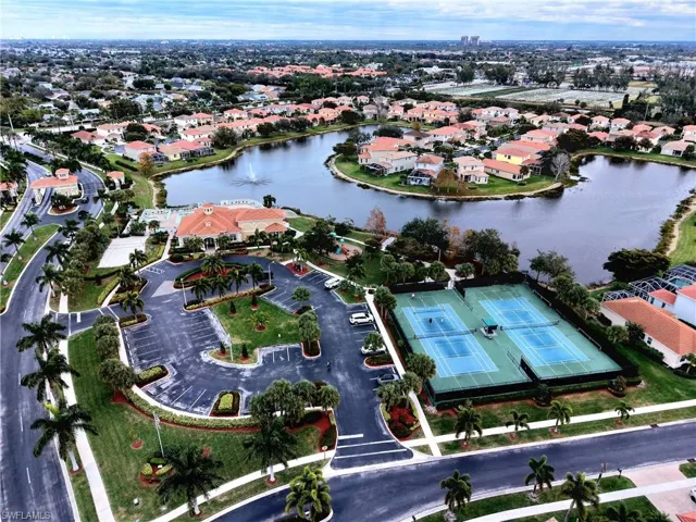 8700 Spring Mountain Way, Fort Myers, Florida 33908