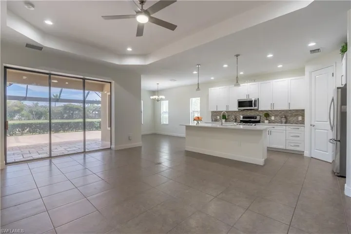 3549 Canopy Cir, Naples, Florida 34120