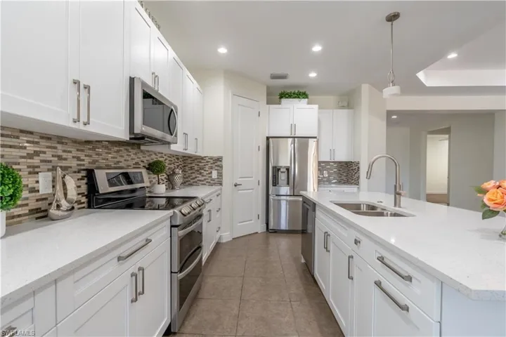 3549 Canopy Cir, Naples, Florida 34120