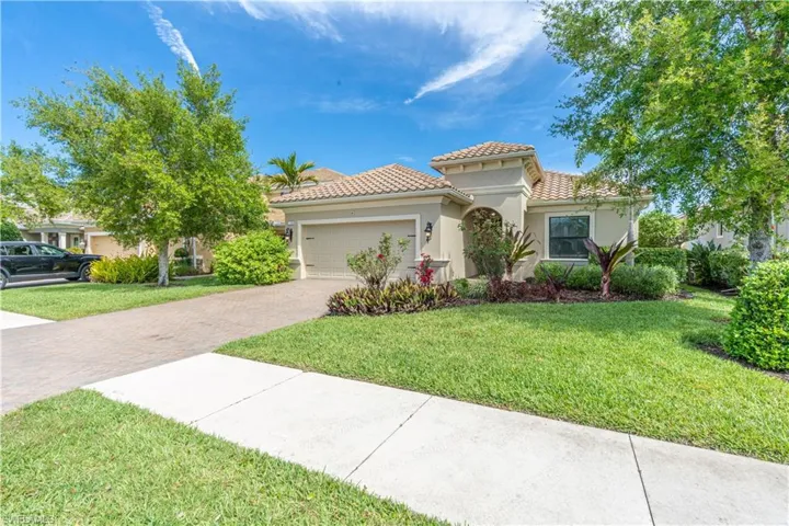 3549 Canopy Cir, Naples, Florida 34120