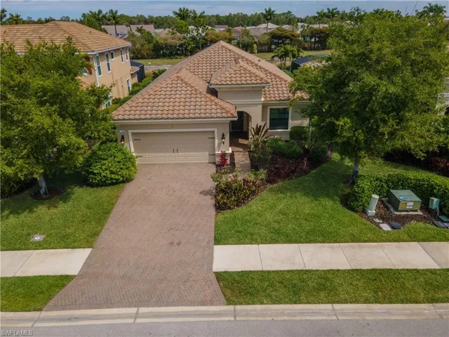 3549 Canopy Cir, Naples, Florida 34120