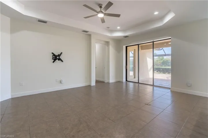 3549 Canopy Cir, Naples, Florida 34120