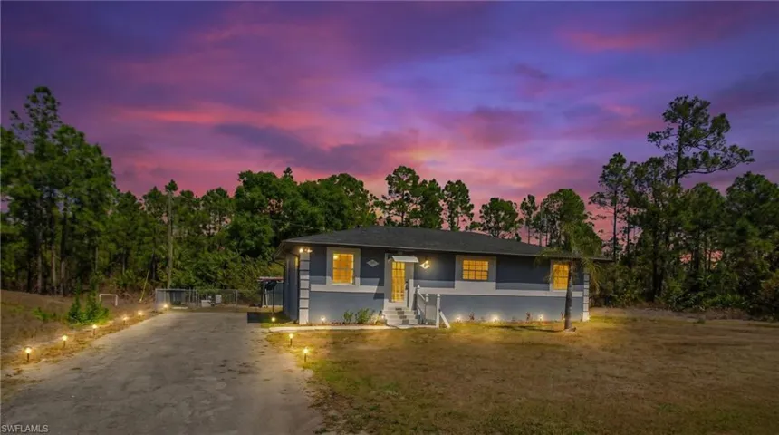 203 E 11th  ST, Lehigh Acres, FL 33972