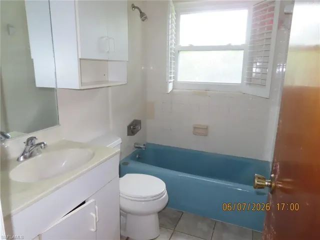 521 Se 35th St, Cape Coral, Florida 33904