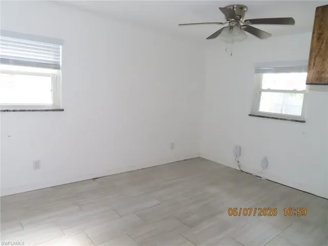 521 Se 35th St, Cape Coral, Florida 33904