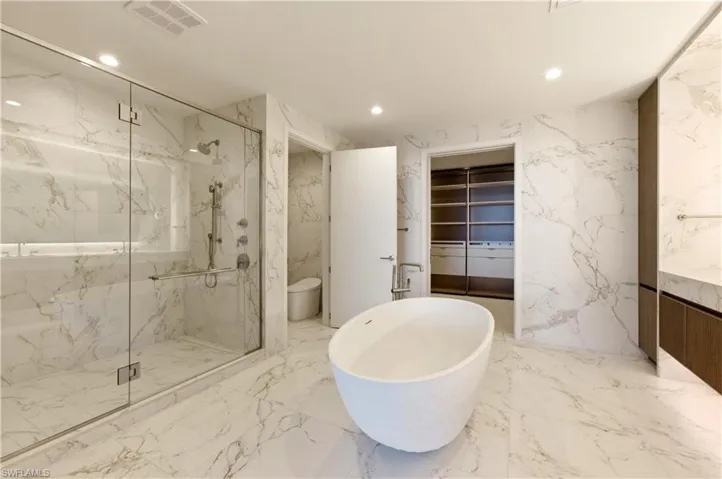 5000 Coconut Rd 705, Bonita Springs, Florida 34134