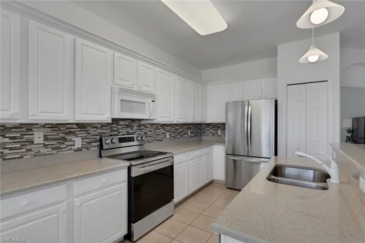 28124 Tamberine Ct 1012, Bonita Springs, Florida 34135
