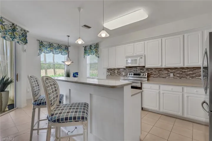 28124 Tamberine Ct 1012, Bonita Springs, Florida 34135