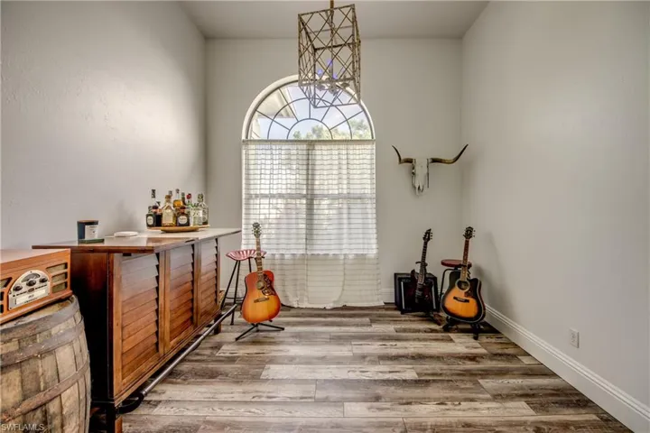 4118 Nw 33rd Ln, Cape Coral, Florida 33993