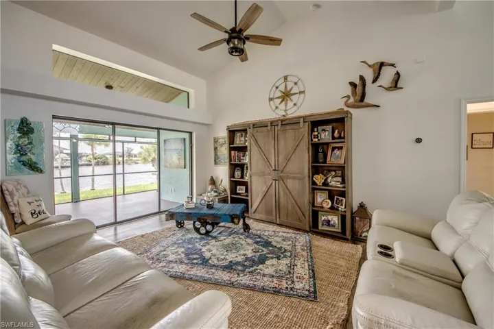 4118 Nw 33rd Ln, Cape Coral, Florida 33993