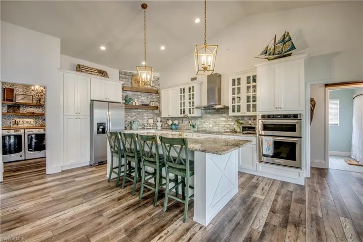 4118 Nw 33rd Ln, Cape Coral, Florida 33993