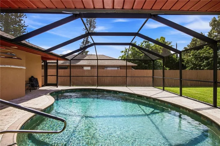 9792 Kentucky St, Bonita Springs, Florida 34135