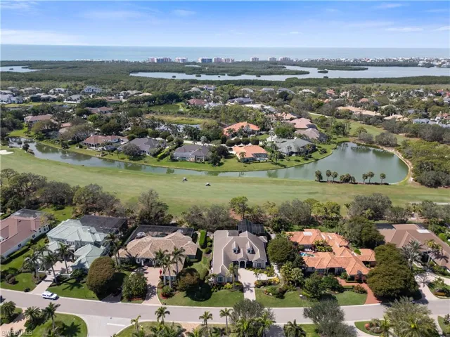 Nicely located on the Golf Course