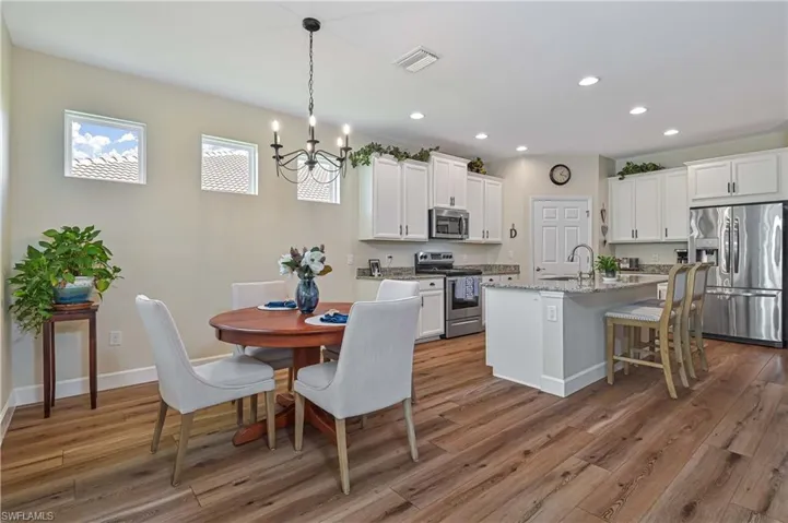 15136 Yellow Wood Dr, Alva, Florida 33920