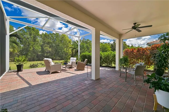 15136 Yellow Wood Dr, Alva, Florida 33920