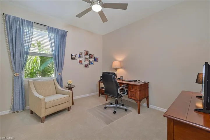 15136 Yellow Wood Dr, Alva, Florida 33920