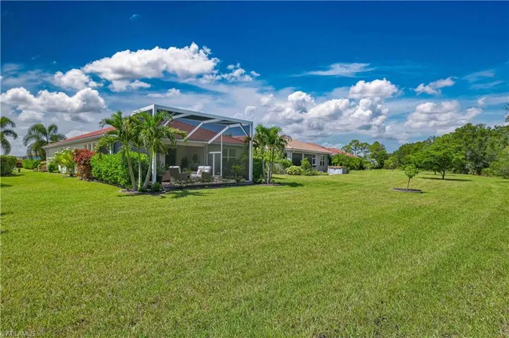 15136 Yellow Wood Dr, Alva, Florida 33920