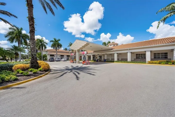 2740  Island Pond  LN, Naples, FL 34119