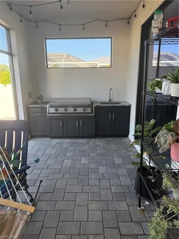 View of patio / terrace with outdoor kitchen