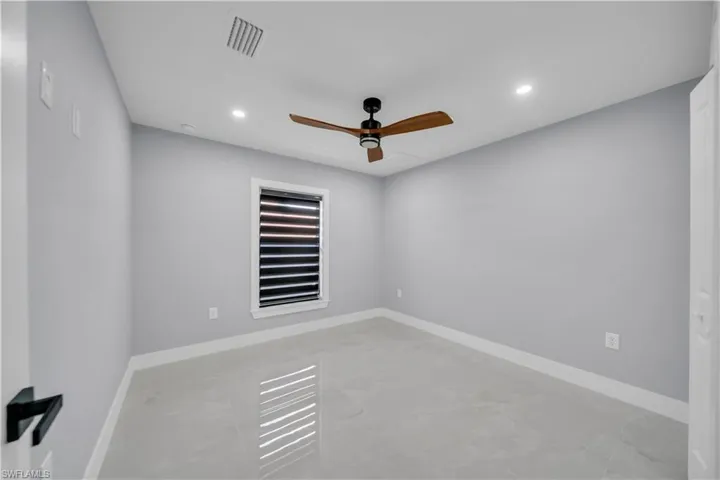 2623 Ne 20th Ave, Cape Coral, Florida 33909