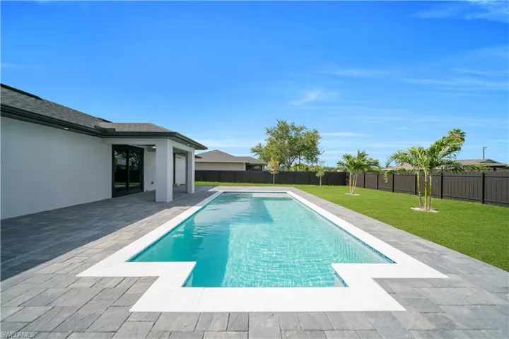 2623 Ne 20th Ave, Cape Coral, Florida 33909