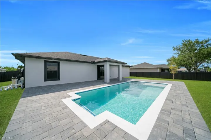 2623 Ne 20th Ave, Cape Coral, Florida 33909