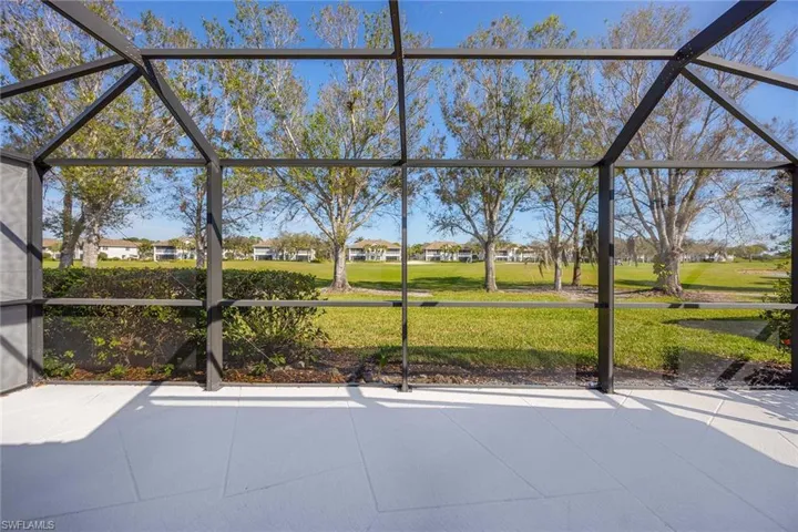 8079  Palomino  DR, Naples, FL 34113