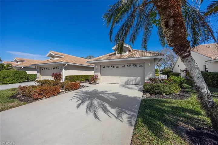 8079  Palomino  DR, Naples, FL 34113